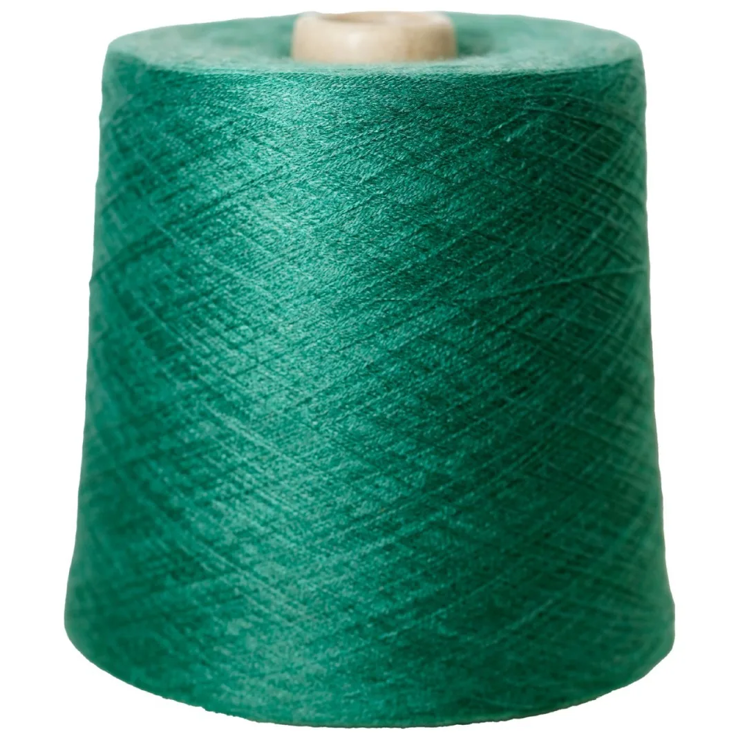 Factory Wholesale Chunky Wool Blend Tube Yarn Nitrile Core Ring Spun Yarn Blended Roving Yarn