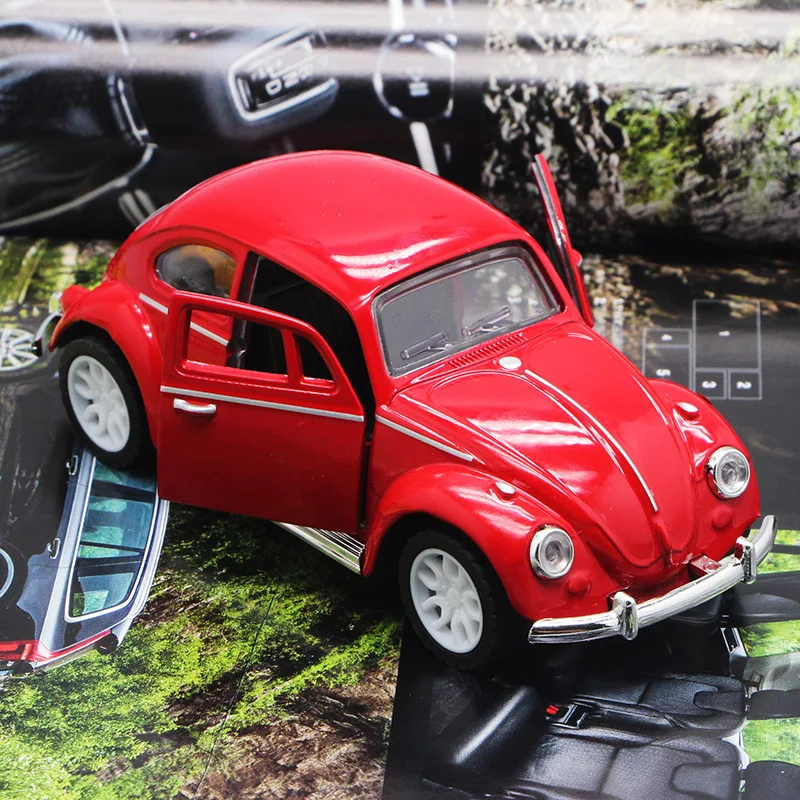 Diecast alloy model car Vintage classic cars alloy car model with sound and light pullback with ATV decorate metal model