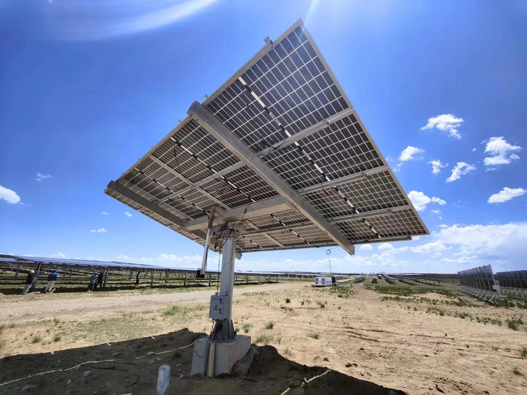 Customization Dual  Axis Solar Tracking System 3KW 5KW 8KW Solar Tracking System Dual Axis