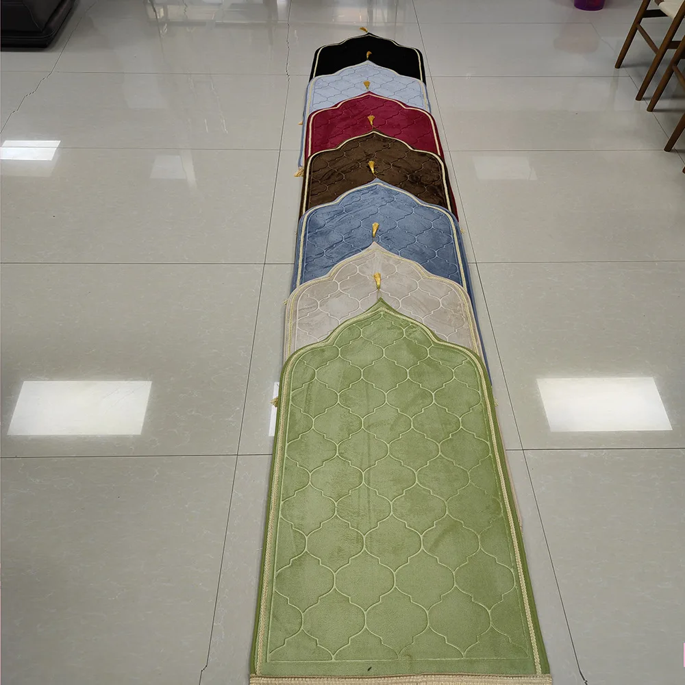 2023 New Muslim Islamic Prayer mat thick foam prayer mat Islamic non-slip prayer rug Animal Print polyester Modern kitchen mat