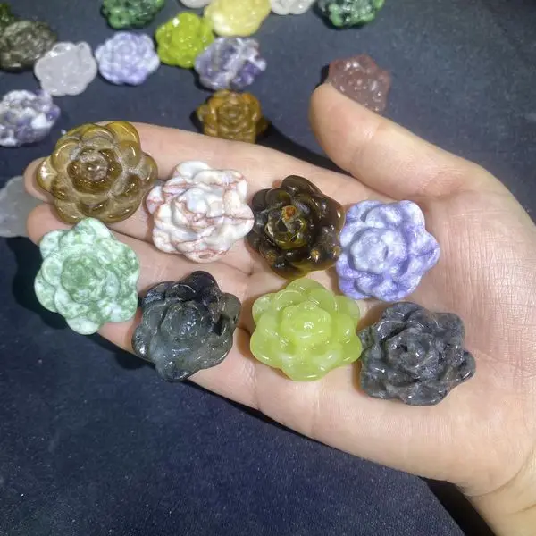 Mini Natural Crystal Carvings Healing Stones Handmade Artwork Wholesale Mini Crystal Flower Quartz For Christmas Gifts