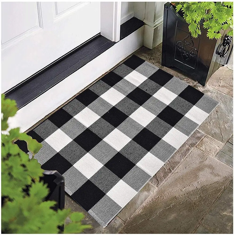 Wholesale Hand Woven Cotton Black and White Check Buffalo Plaid Rug