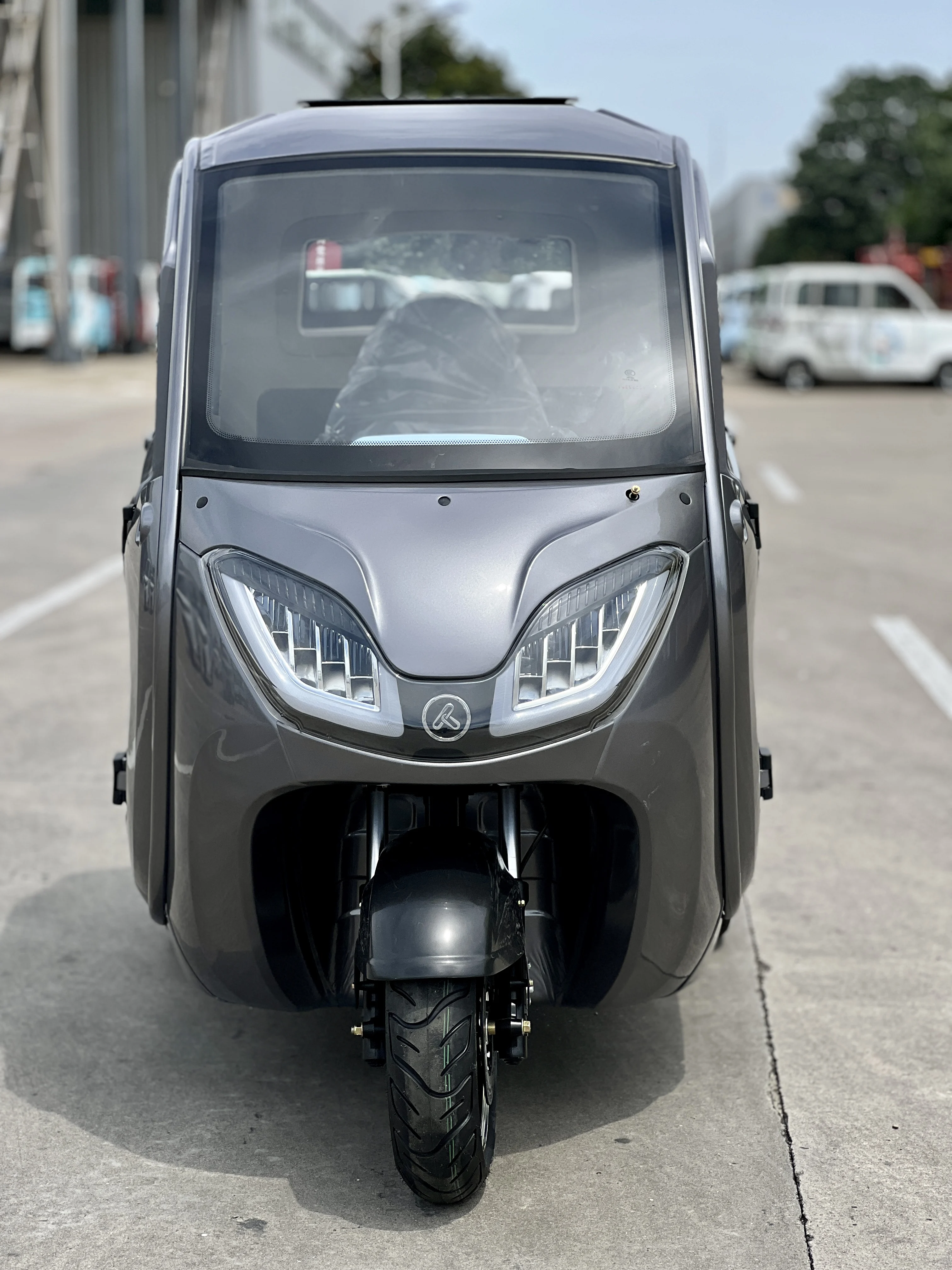 Hai Bao electric tricycle which is perfect for city travel and designed to provide a smooth, eco-friendly journey