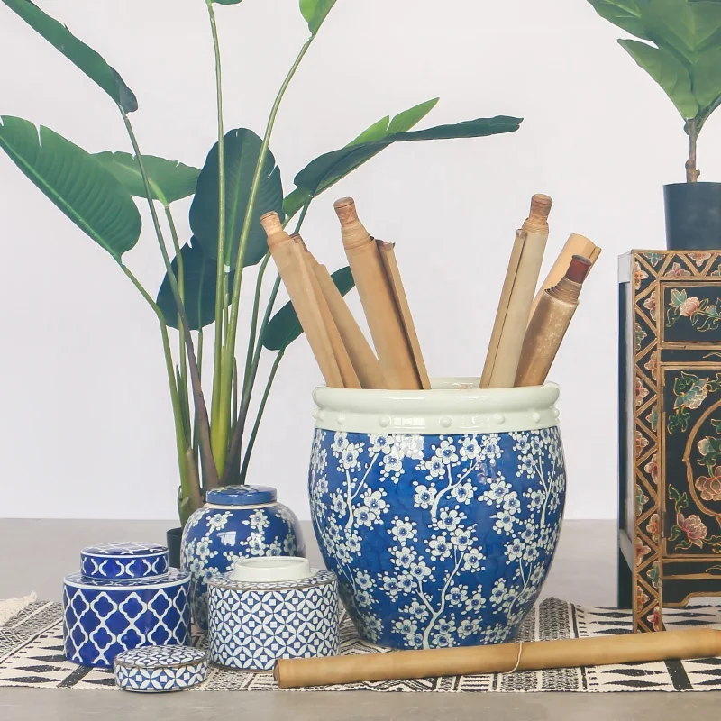 Vintage Chinese hand drawing blue and white Ice plum decorative ceramic big vat porcelain fishbowl flower pot