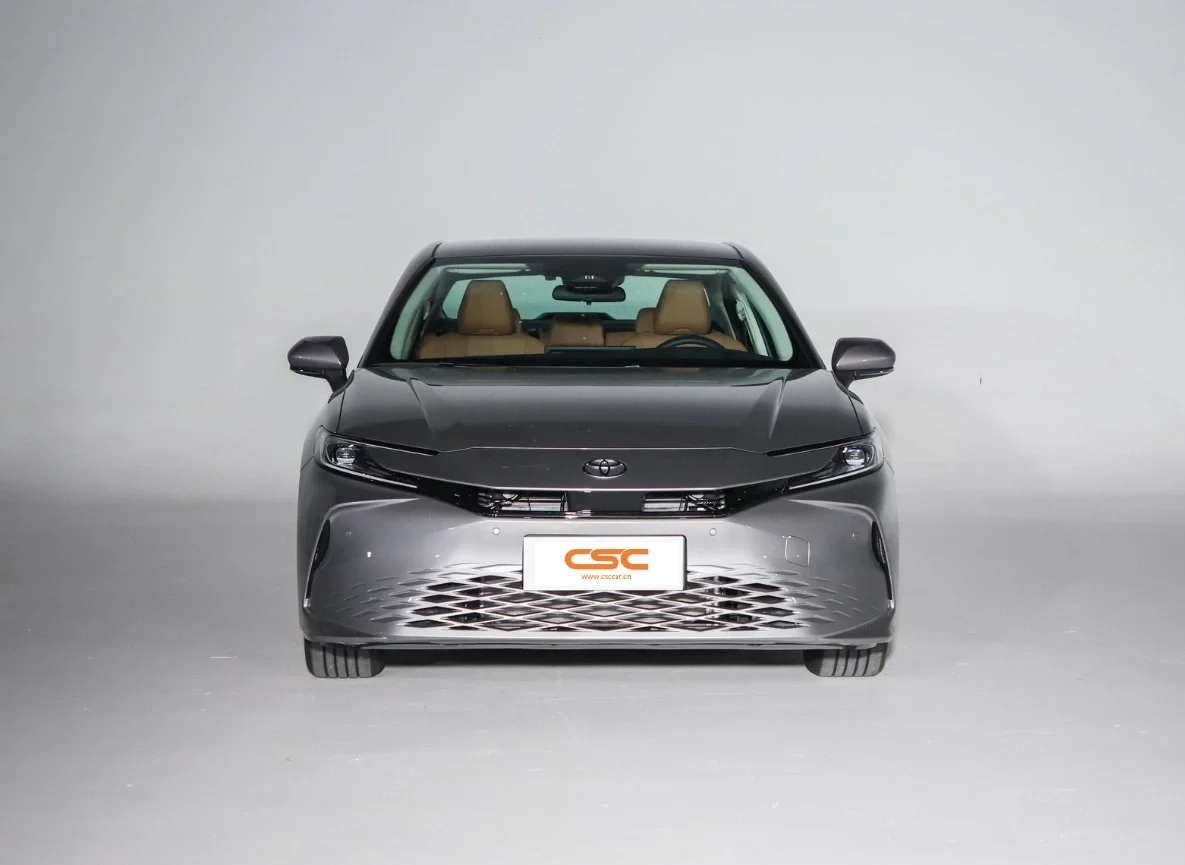 Купить Новый гибридный автомобиль 2024 T-Oyota Camry 2 0g премиум-класса