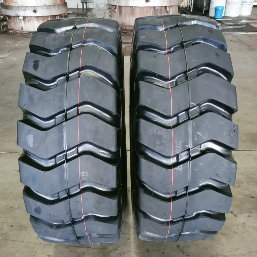 23.5-25 OTR TIRE with  heavy loaders  and wheel dozers