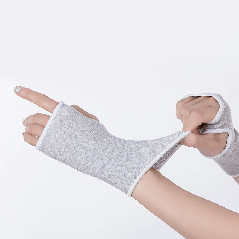 High elasticity compression plam support with an adjustable strap hand palm wrist support