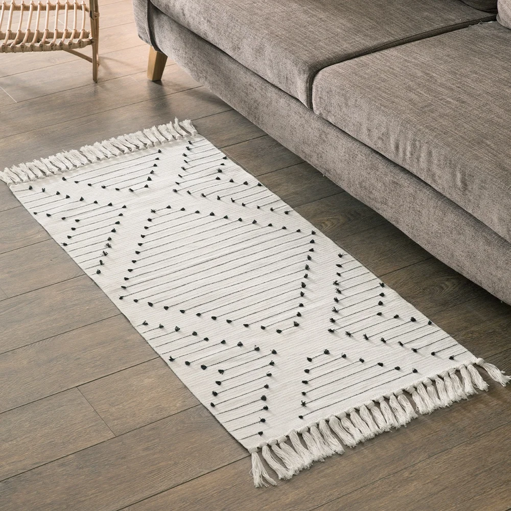 Hot Selling Modern Indoor Decor Woven Accept Washable Simple Living Room Floor Carpets And Rugs With Tassel