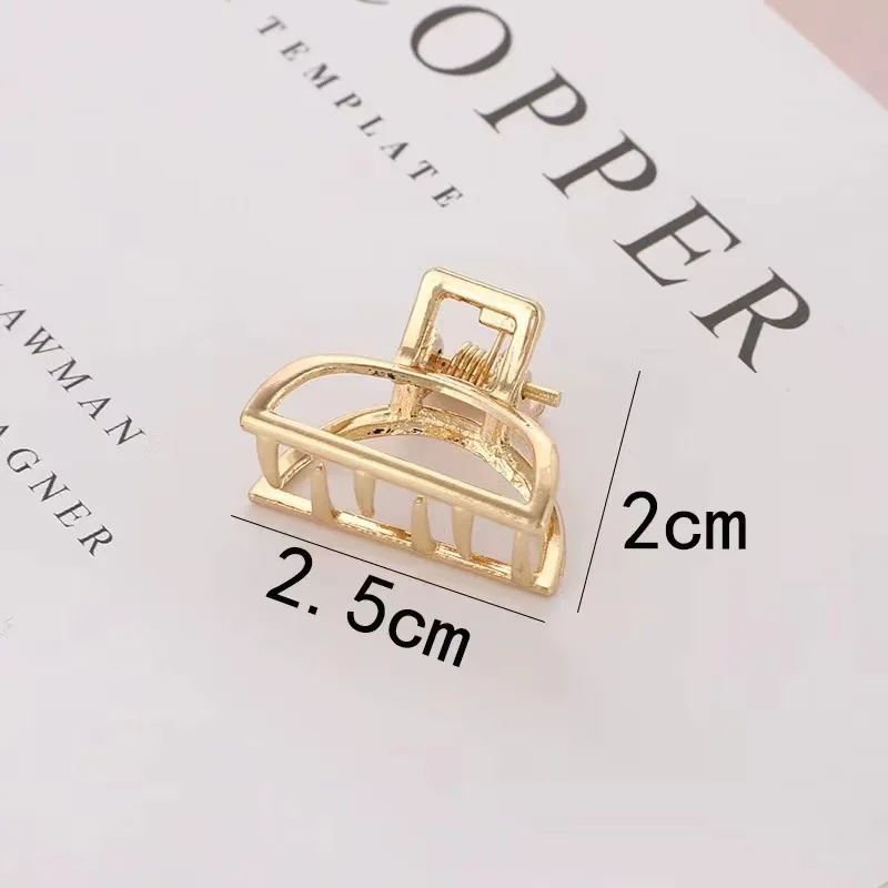 Luma Luxury Trendy Mini Alloy Hair Claw Clip Gold Metal Small Grab Clip Hair Accessories for Kids Girls Ladies
