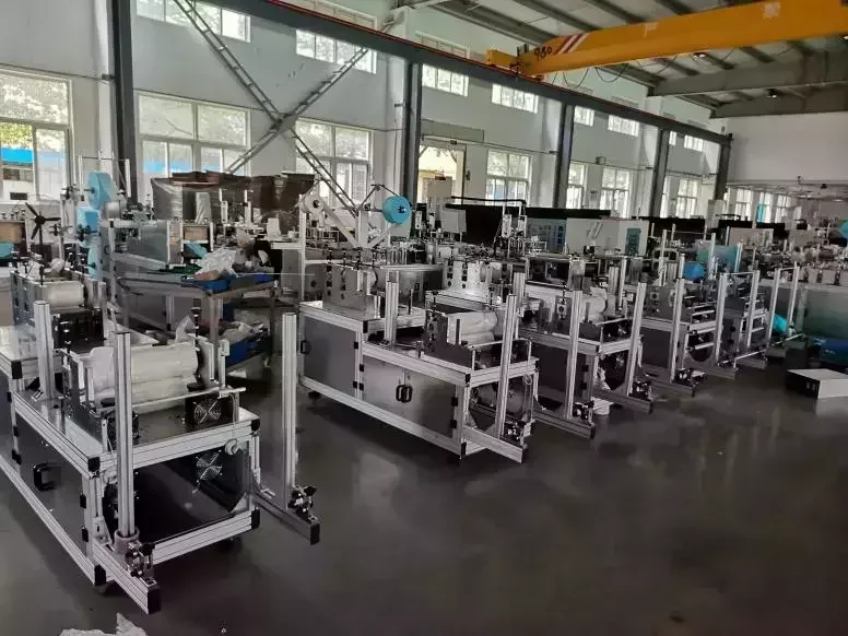 China Automatic Professional Ultrasonic Sanitary Pads Making Machine Feminine Sanitary Napkin Machine