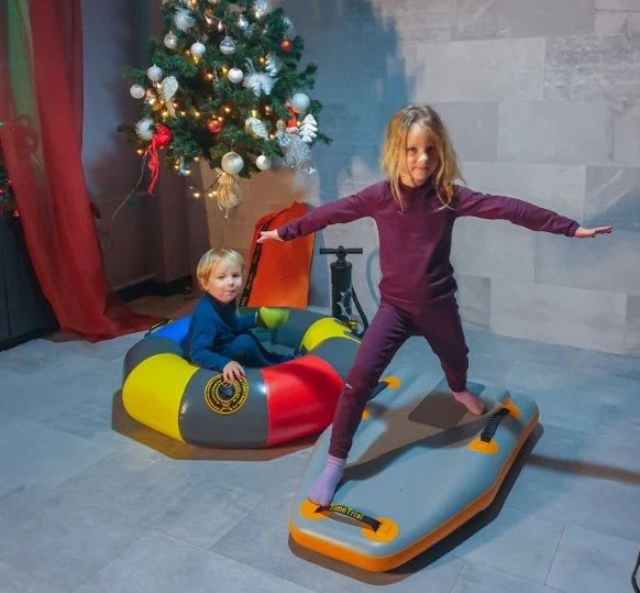 Durable Outdoor Winter Sports DWF Inflatable Skiing Board Sled Perfect Portable Snow Sledge for Family Enjoyment