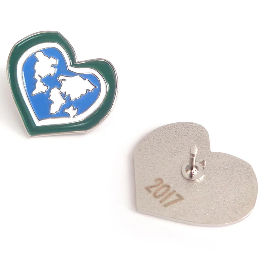 Custom 3D Carved Medical Pin Human Organs Brain Lungs Heart Brooches Doctor Nurse Medical Student Lapel Badge Enamel Pin