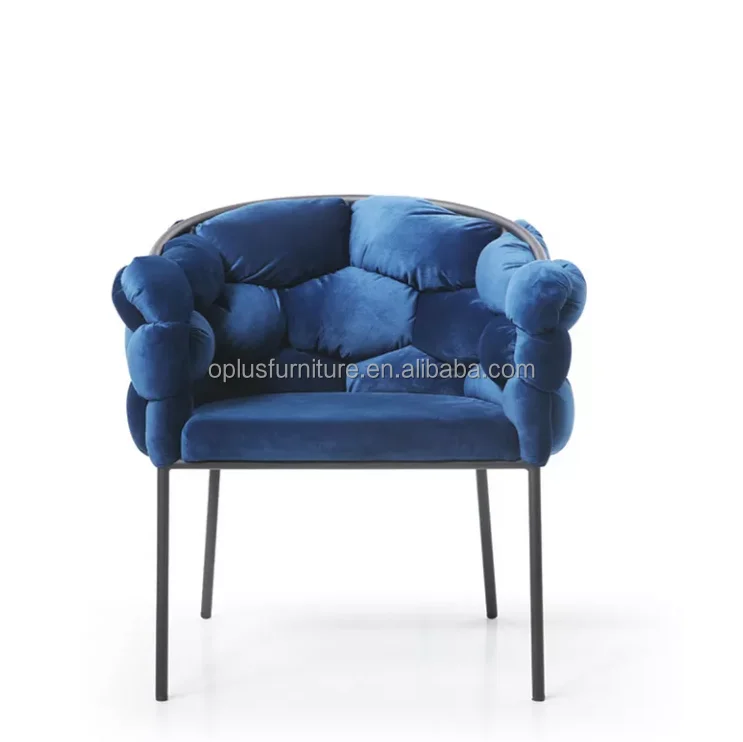 Высококачественный современный роскошный прямой Скандинавский дизайн, оптовая продажа, новый дизайн интерьера столовой, бархатный стул с черными металлическими ножками