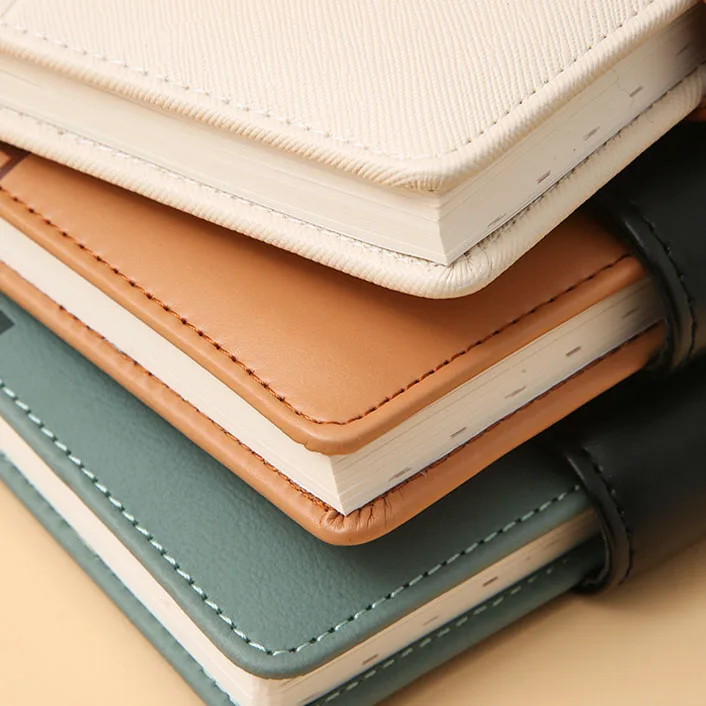 Wholesale A6 kawaii magnetic closure cute pocket planner notebook with lock and pen