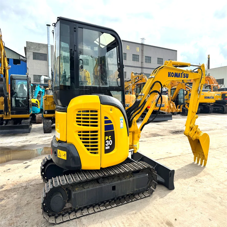 Used Komatsu PC30 Small Digger Mini Farm Machine Excavator PC35 PC55 For Sale