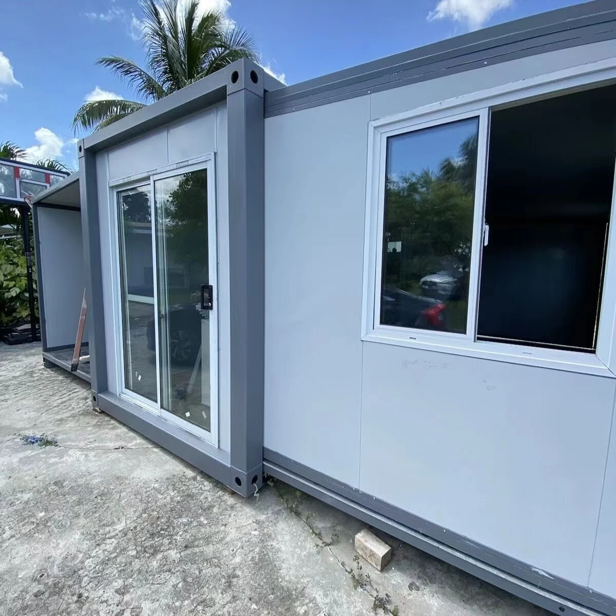 Custom-Made Well Design Fully Decorated Tiny Homes Ready To Ship Villas