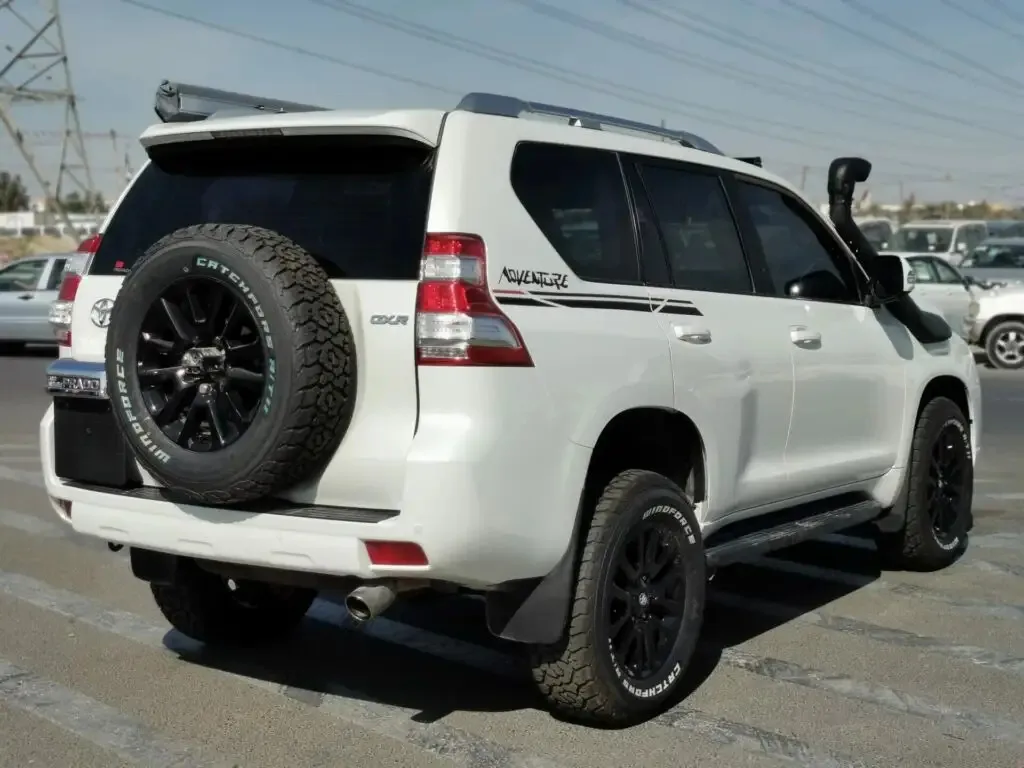 Хорошая производительность используется TOYOTA LANDCRUISER PRADO GXR 4WD внедорожник 4 0 л V6 бензиновый 2016 белый