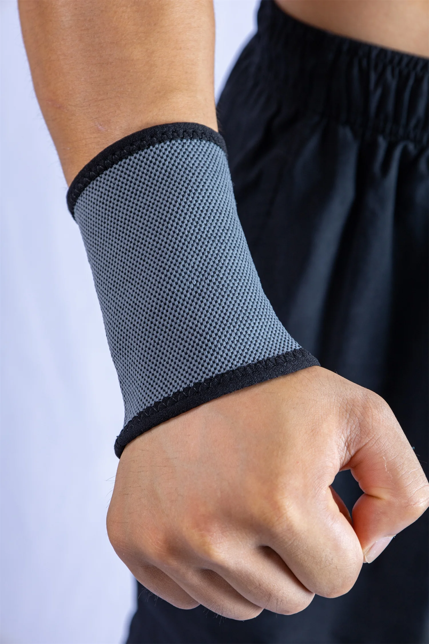 2021 New Designed Ash Cylindrical Warm and Breathable Nylon Rubber Bracers Wrist Sweat Wristband