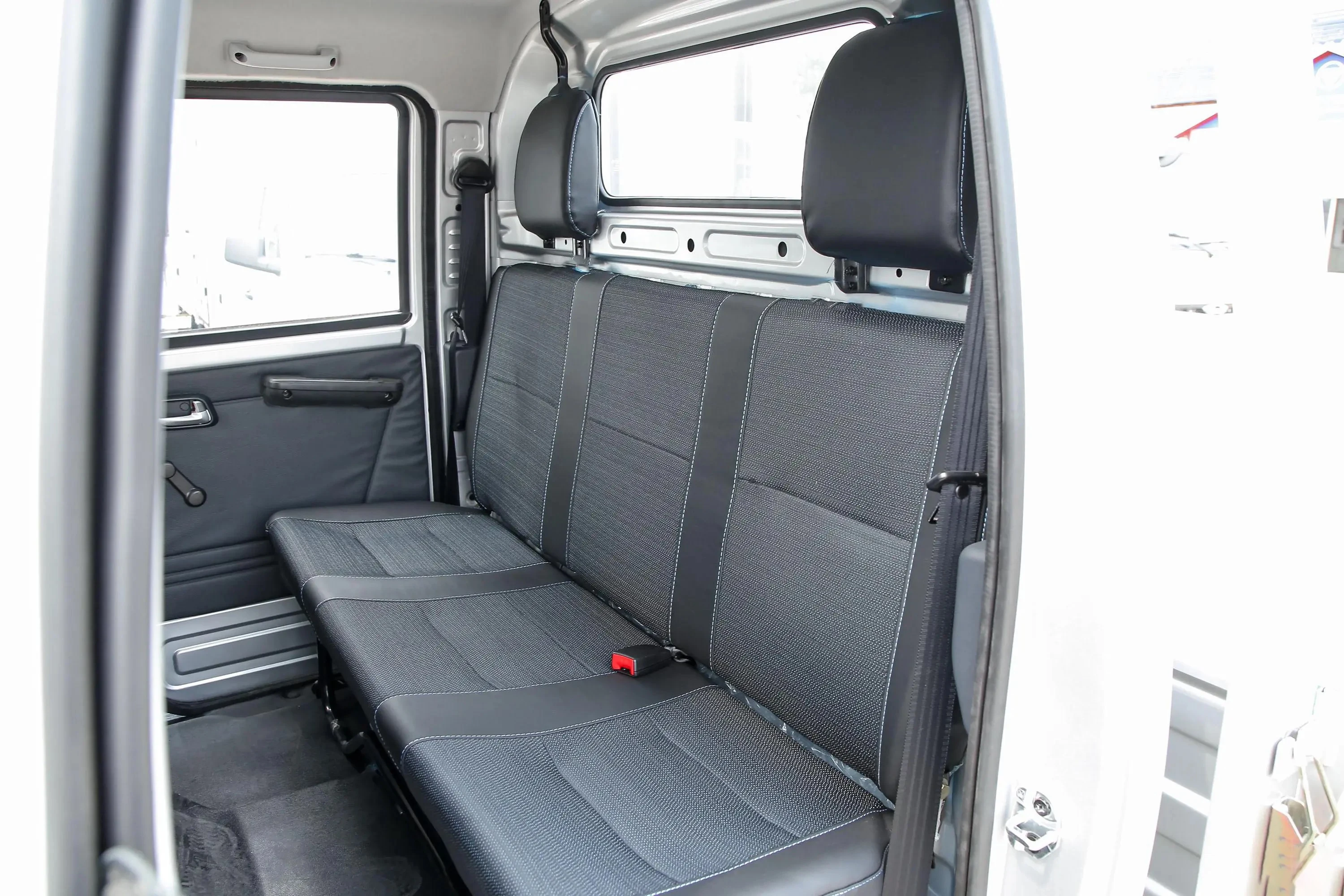 Factory Price Double Cab 4x2 1.725 Tonnes 2+3 Seats Double Row Cabin 5MT Manual Gasoline 6 Wheels 185r14lt Tire Mini Cargo Truck