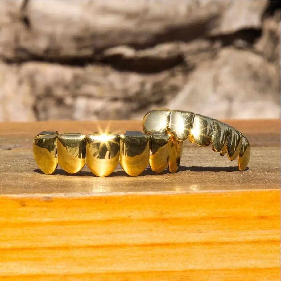 Hip-hop Gold Teeth Set TeethGrilz Genuine Gold Plated Teeth Set Jewelry from Europe and America High Quality Copper