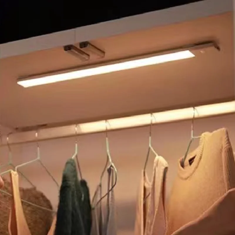 Intelligent Wireless Sensor Light Human Body Induction Lamp Battery Operated LED Night Lighting