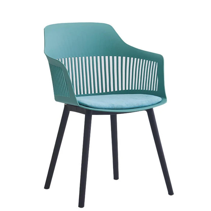 Factory Wholesale Low Price Italian Design Cafe Restaurant Dining Chair Plastic Kitchen Dining Chair on Sale