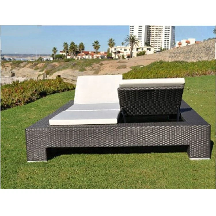 Couple Big Size Outdoor Daybed Sunbed All Weather Garden Rattan Furniture Sun Bed