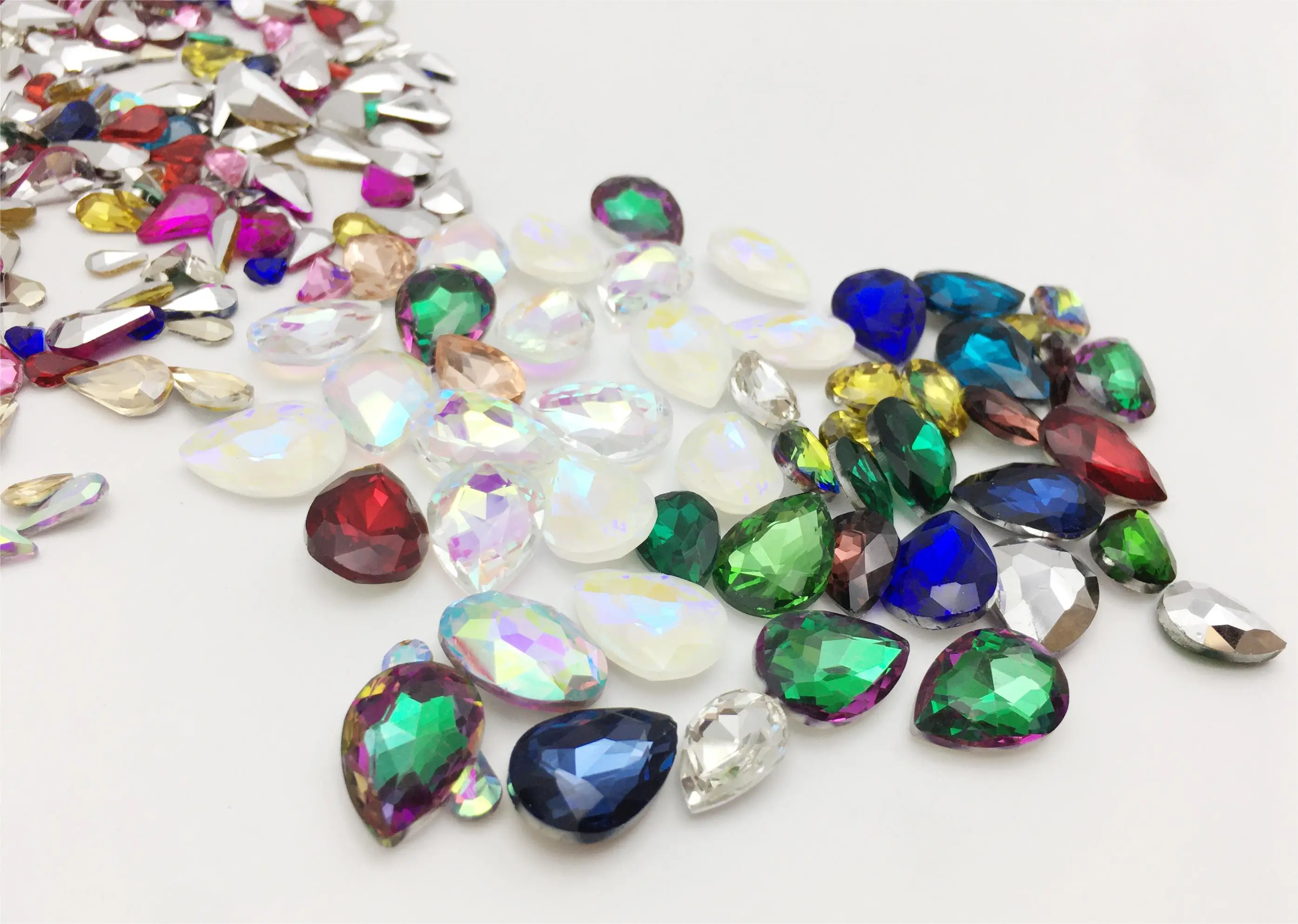 Wholesale DIY transparent glass rhinestone 18 * 25 white dot backed shoes, clothing, luggage, flower pointed bottom glue
