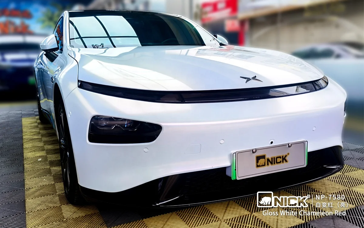 Factory Supply  Premium Car Wrapping Film TPU Car Wrap Vinyl Car Change Body Color Self Adhesive Gloss White Chameleon Red