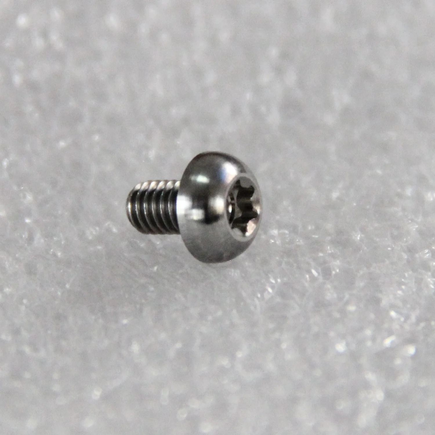 M1.6 M2 M2.5 M3 Titanium Gr2 Gr5 TA2 TC4 BT16 TC16 VT16 Anodized Hexagon Slotted Torx Cross Recess Hexagon Pan Head Bolt