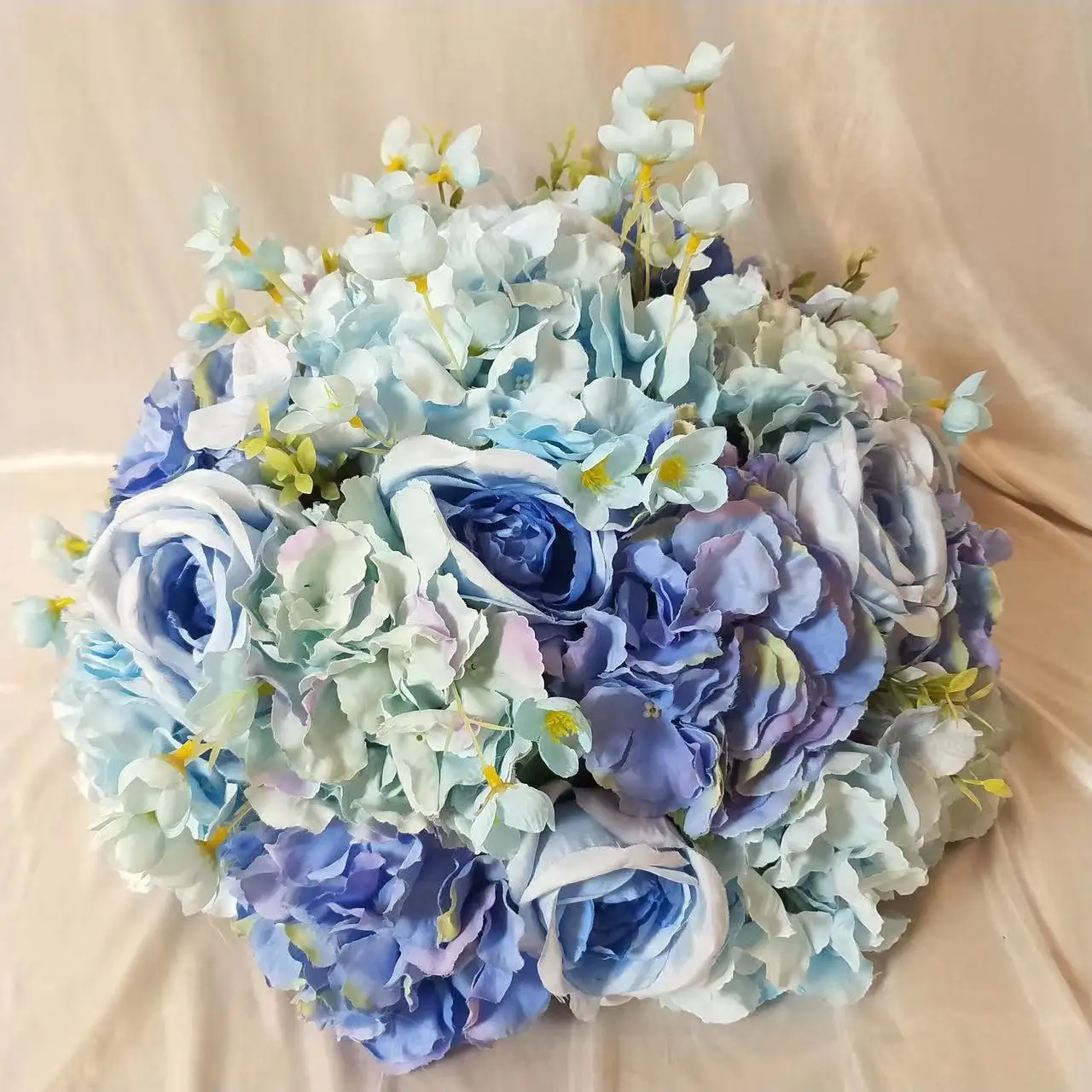 Nice Blue Color Artificial Plastic Flower Ball Hand Made Good Quality for 5 Start Hotel Wedding