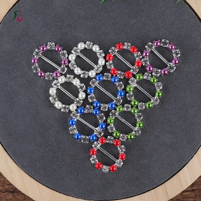 Fashion Metal Round T-Shirt Clips Buckle Rings Clip Clothes Clip Rings Lady Silk Scarf Tie Ring with Rhinestone