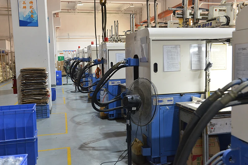 Molding Machine 3.jpg