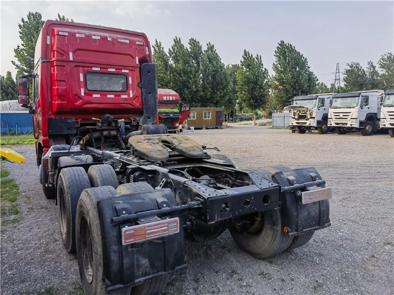 Great Standard LHD/RHD WP380E Used Tractor Trailers Head Trucks Shacman