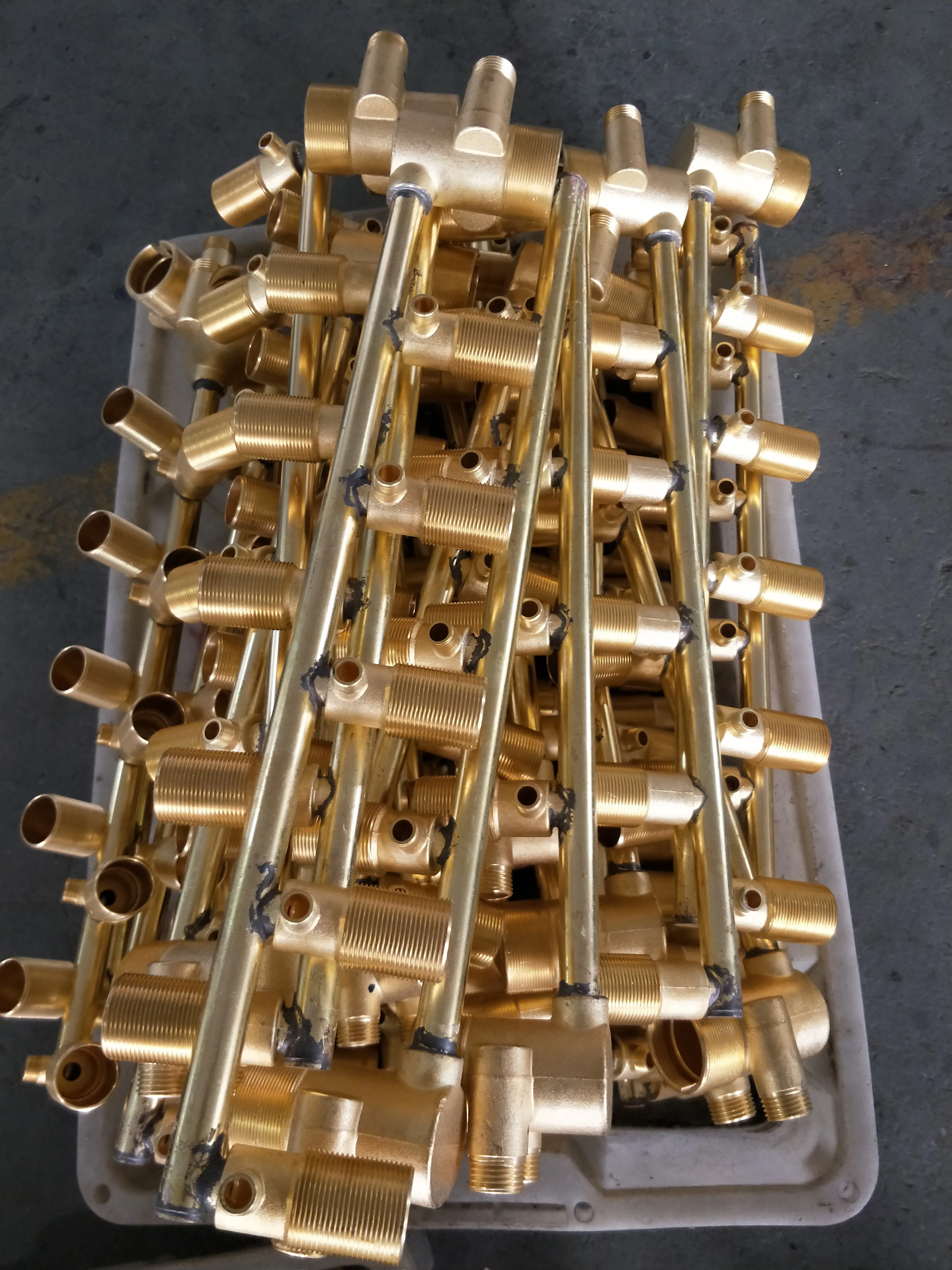 Factory Top  Brass thermostatic 6 Ways mixer taps  bathroom shower faucet