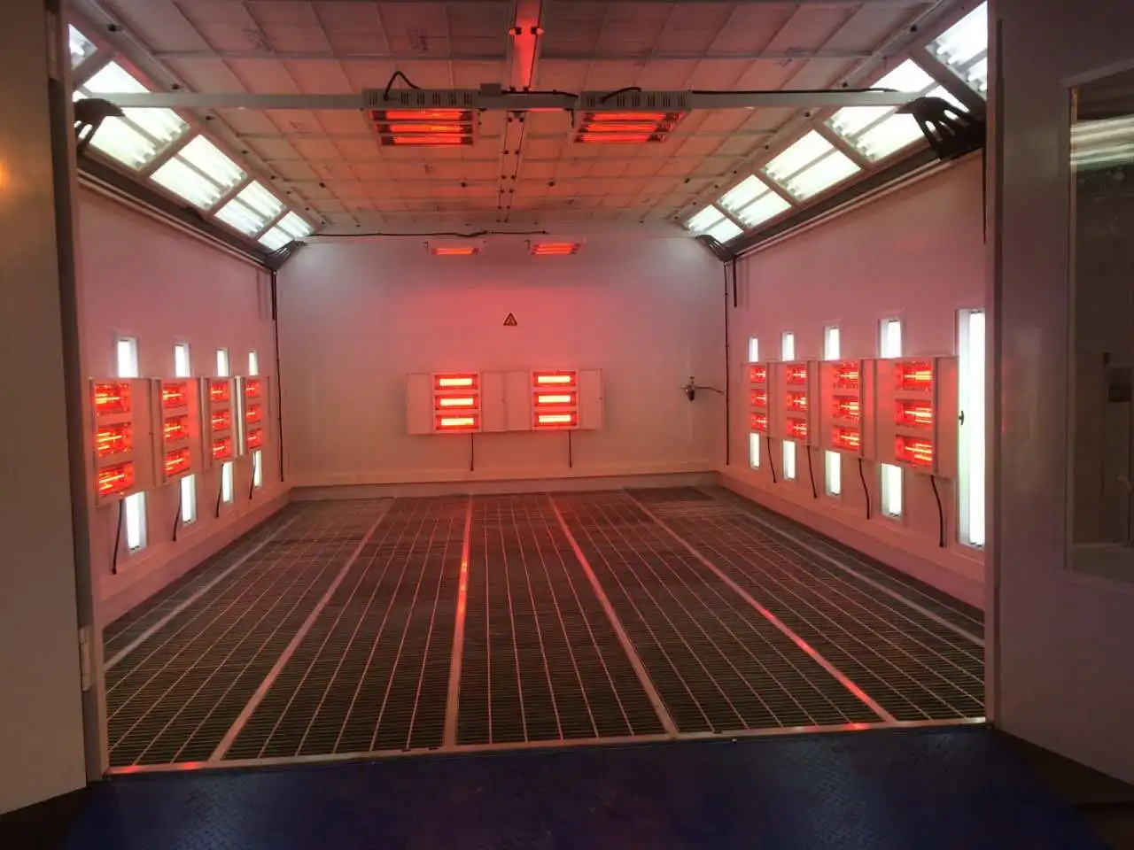 SLD wholesale car baking booth car paint cabin for sale