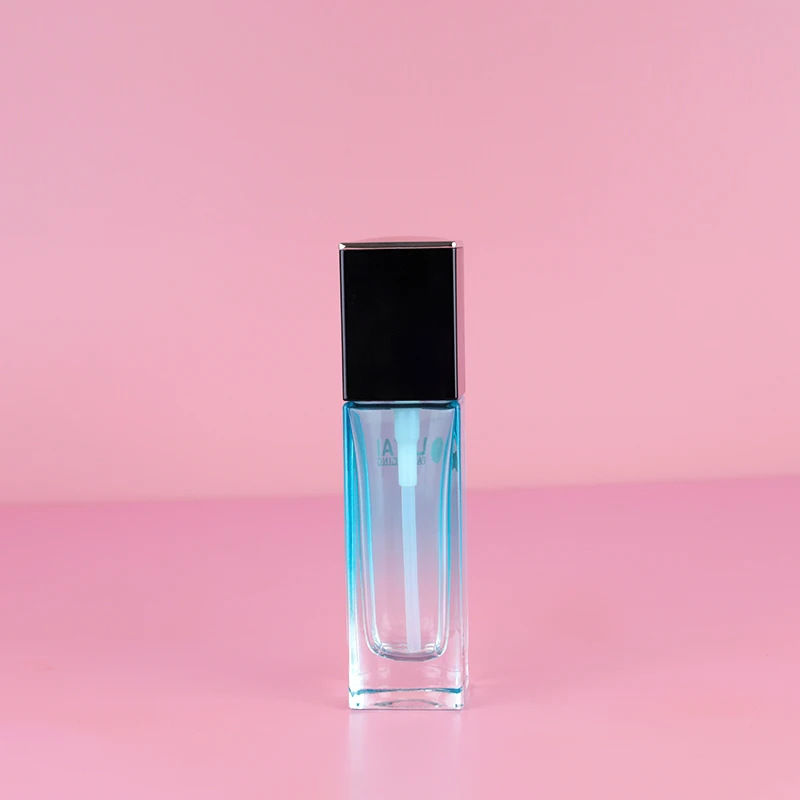 Hot Sale Square Glass Bottle 30ml Lotion Pump Bottle For Essential Oil and Foundation