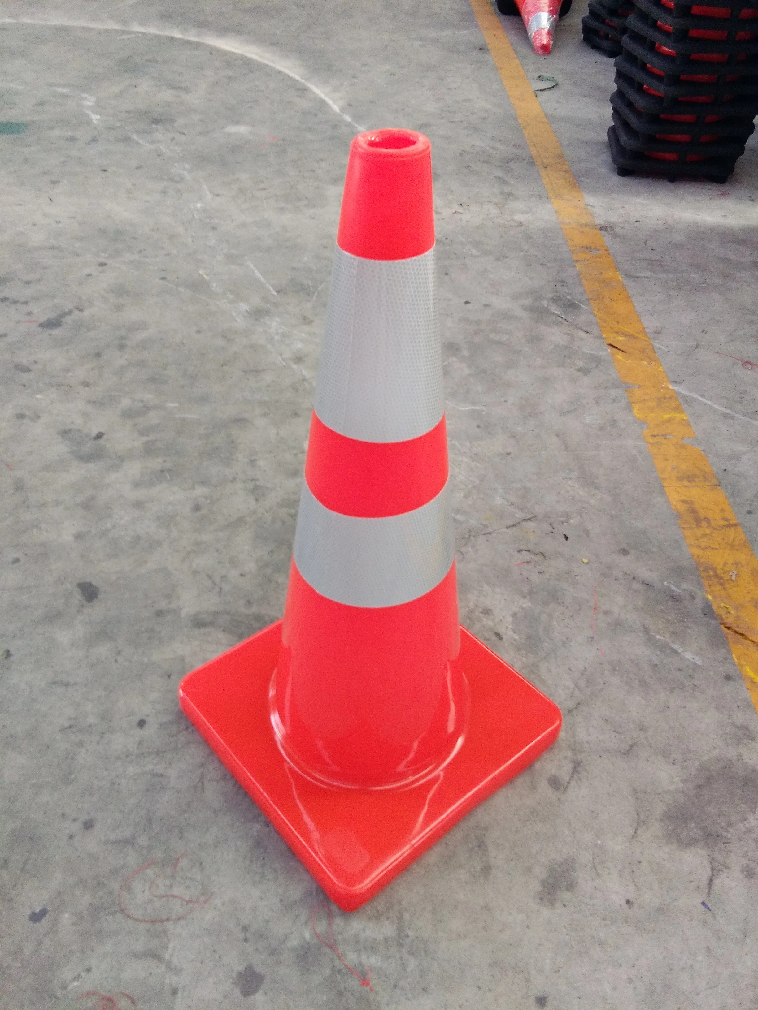 Chile/brasil/mexico/peru Cono De Seguridad / Cone Do Trafego /cono De Trafico Traffic Cone PVC Flexible 2-5 Years HONGQIAO