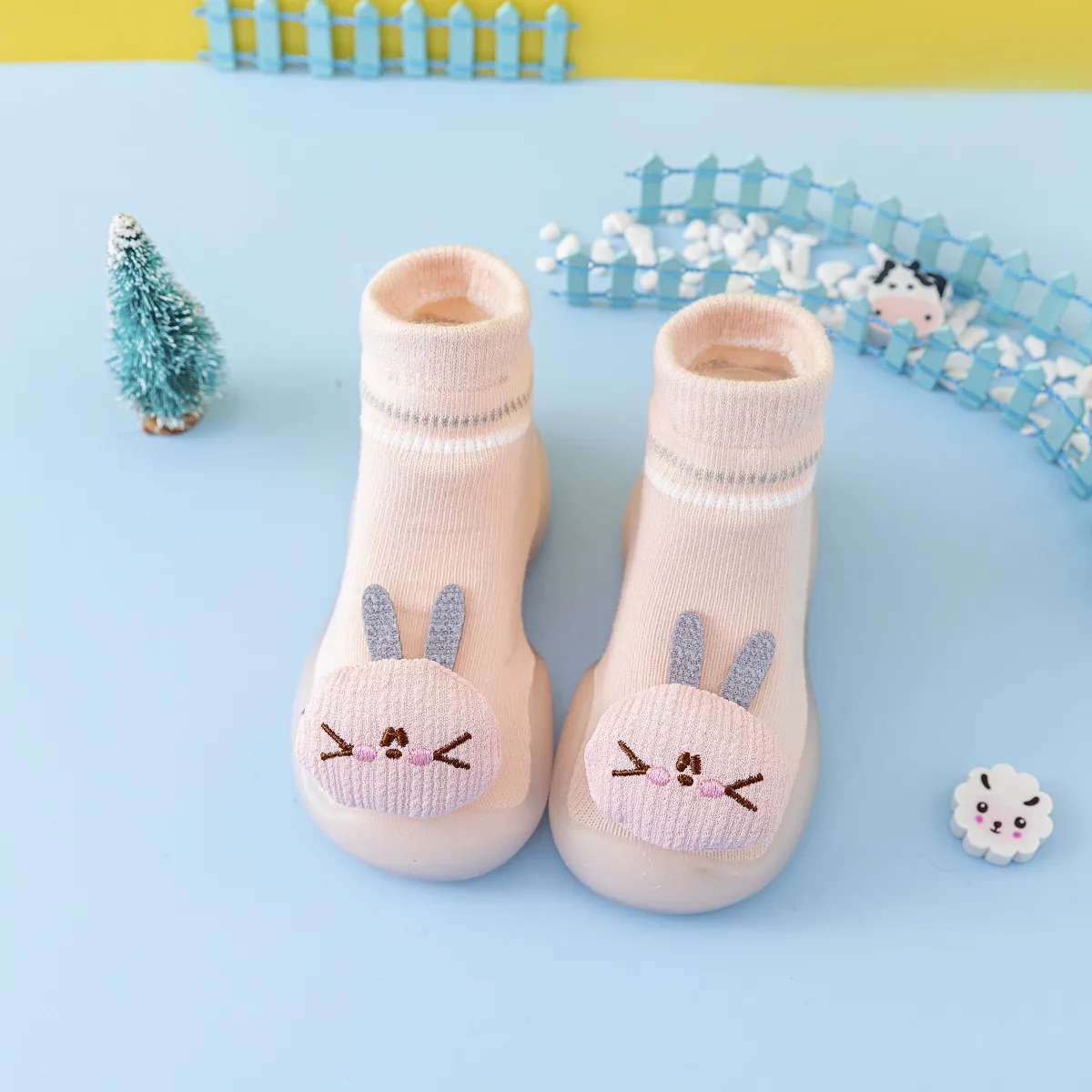 Infant and toddler cartoon style toddler shoes spring and autumn baby soft sole non-slip cute sports shoes and socks