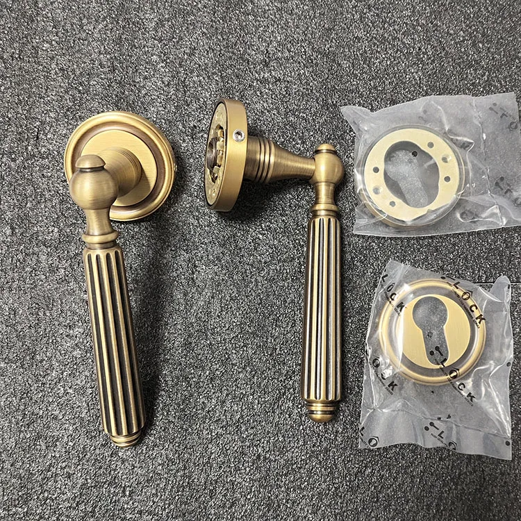 New Modern Solid Brass Wooden Door Handle Privacy Lock Interior Magnetic Door Handle Lock