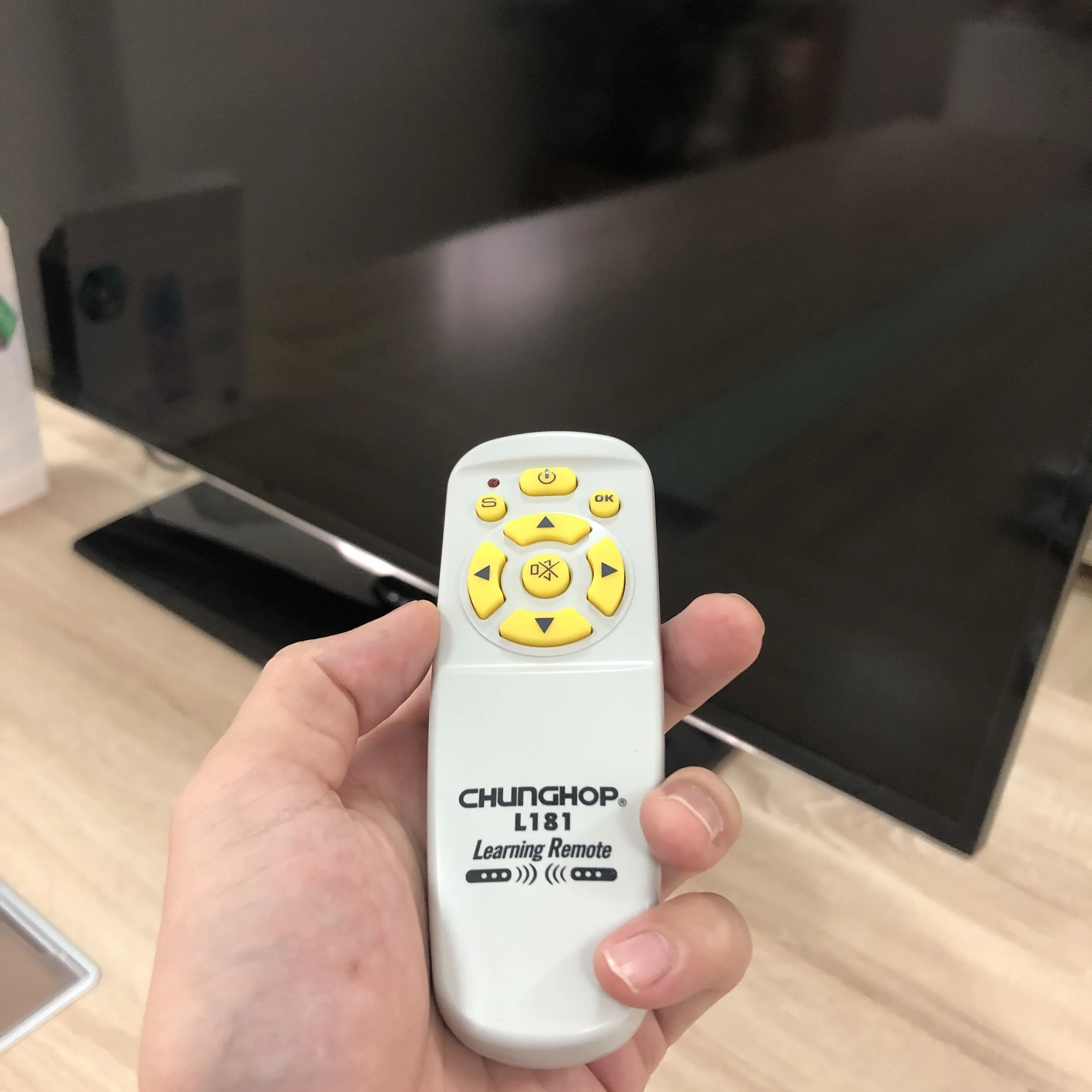  Прямые продажи с завода chunghop L181 используется для stb tv dvd бытовая техника обучение маленький пульт дистанционного