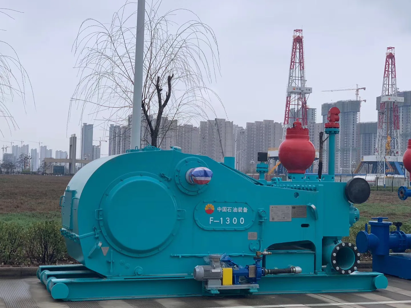 
1300hp triplex f1300 mud pumps manufacturers high pressure mud pump 