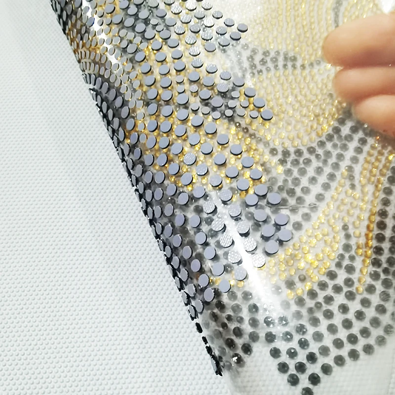 No minimum bear designs rhinestone heat transfer custom crystal hotfix rhinestone motif for clothing