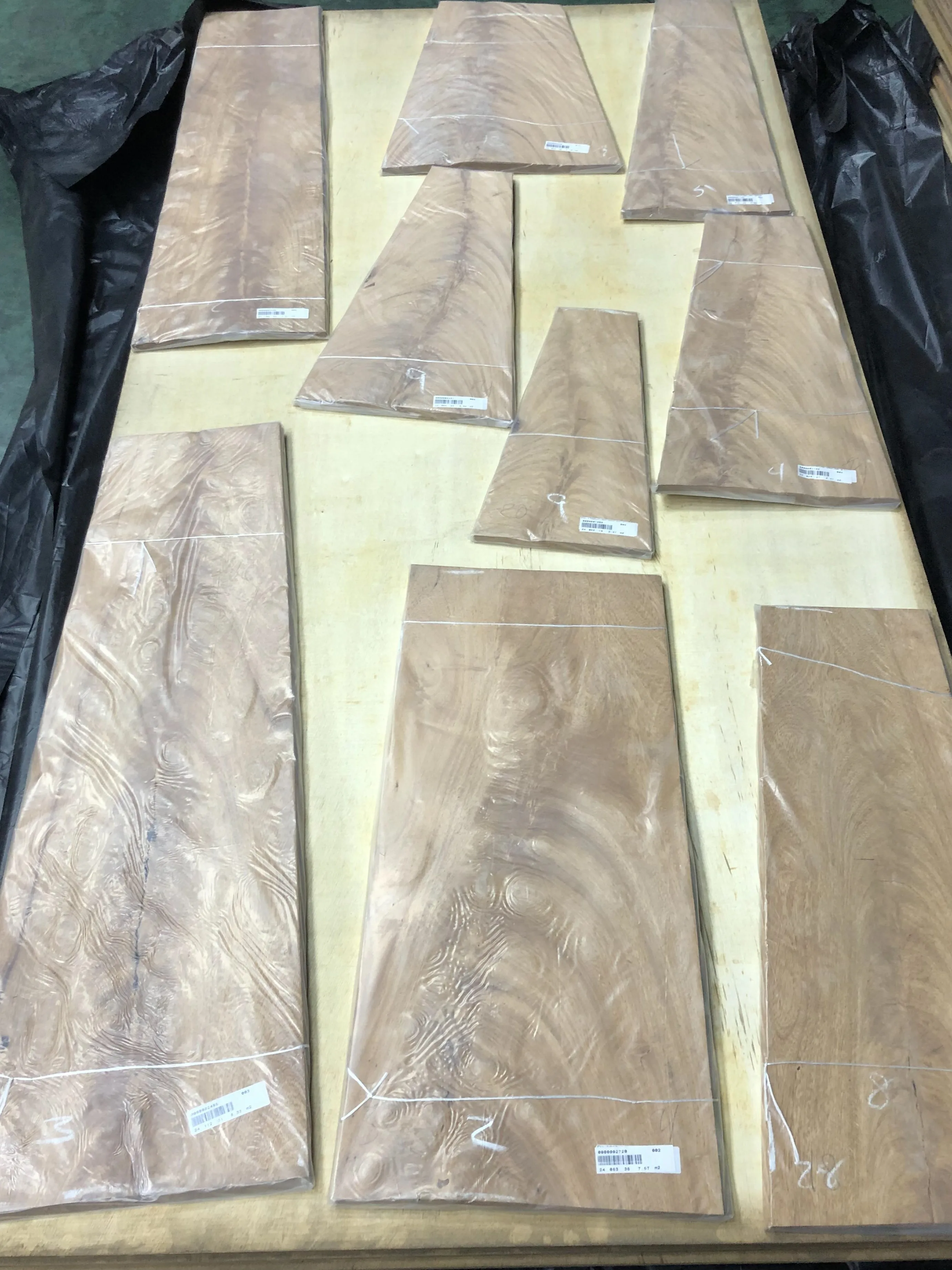 New Trend Natural Golden Branches Veneer 0.45mm Natural Golden Crotches Wood Veneers Sheet Flooring Veneer Plywood