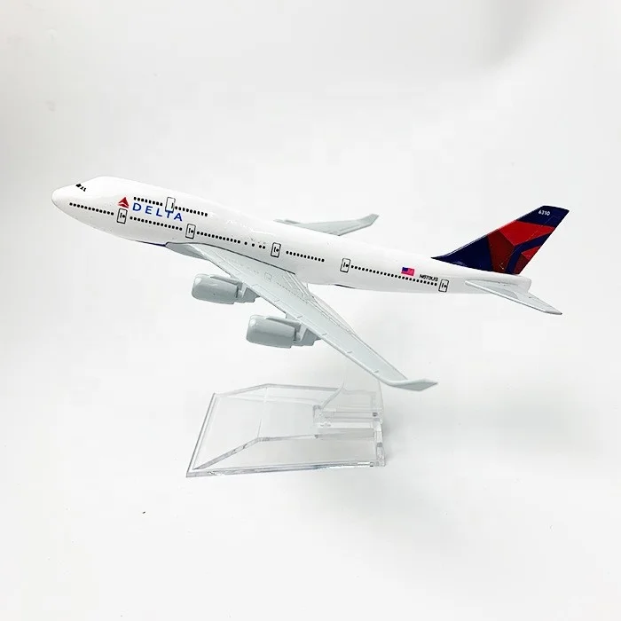 Gift Ideas Scale 1:400 16cm Boeing 747 Aircraft DELTA Airline Desktop Diecast Airplane Aircraft Models