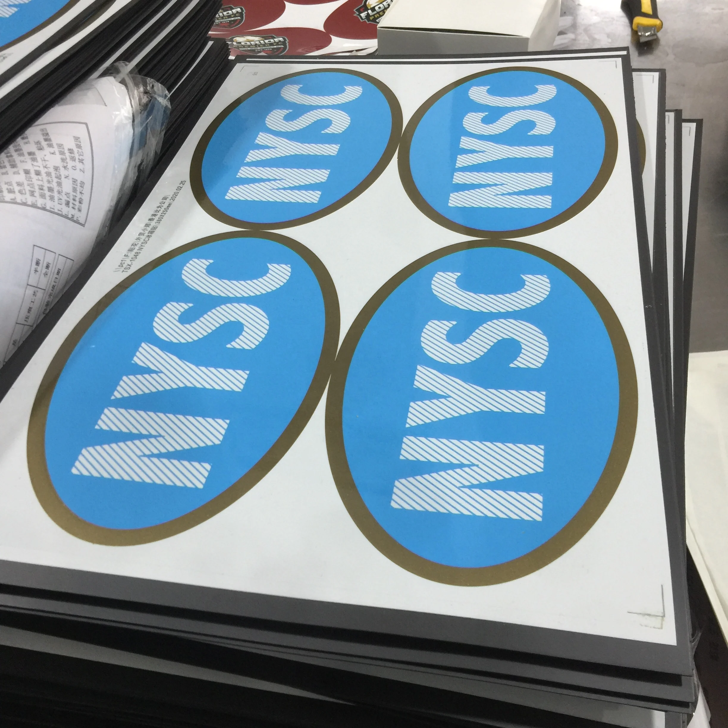 
oval shape Waterproof custom cut printed vinyl sticker with 1MM thickness magnet back outdoor 