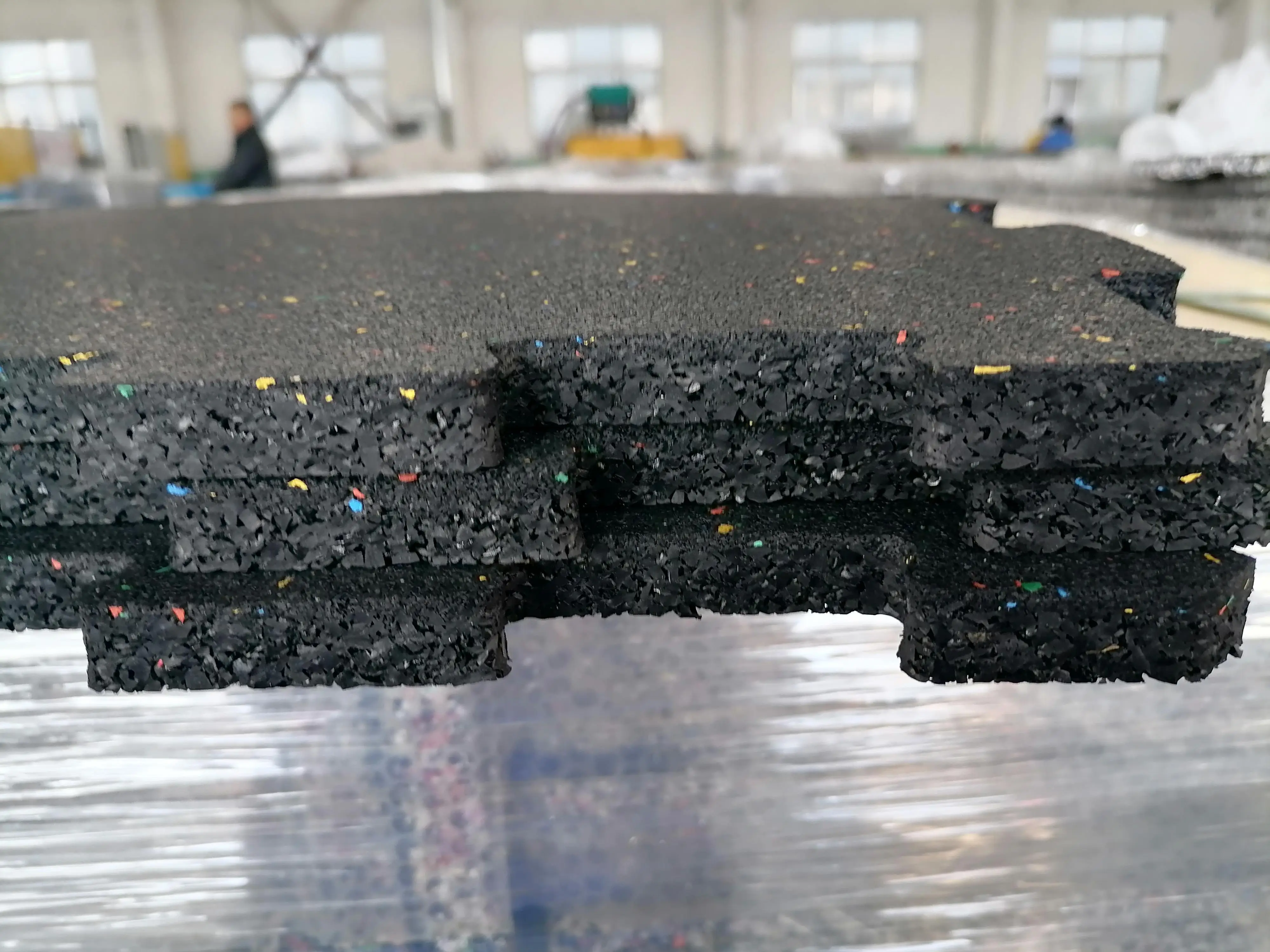 Home and Professional Gym Anti-Fatigue Rubber Mats Protective Flooring for Comfort and Durability