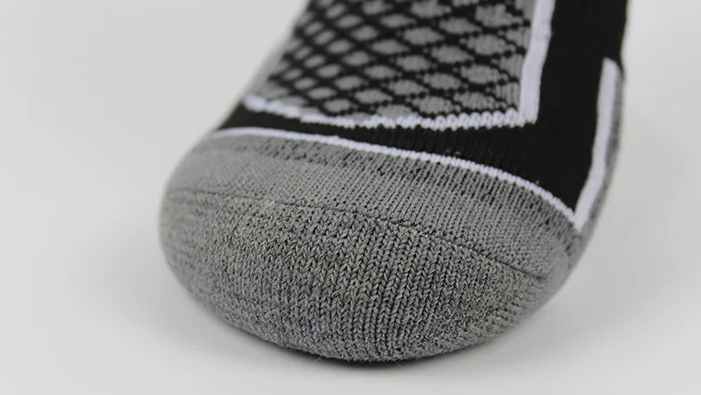 Hot sale long mountaineering ski socks outdoor thickened warm towel bottom sports socks for kids and adult