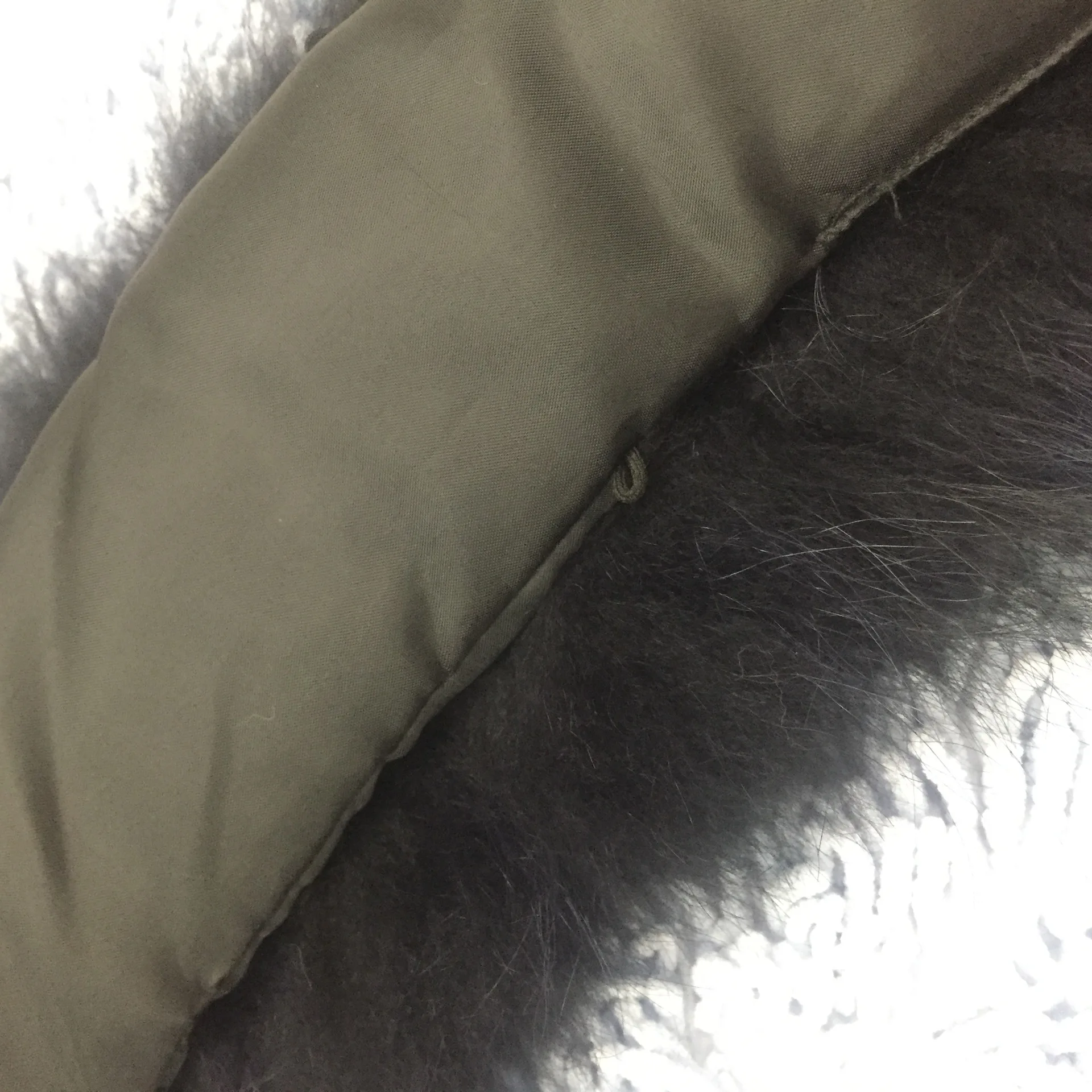 
Manufacturer Wholesale Customizes Fur Collar With Large Fur Collar Women Fashion Down Jacket Hat Collar 