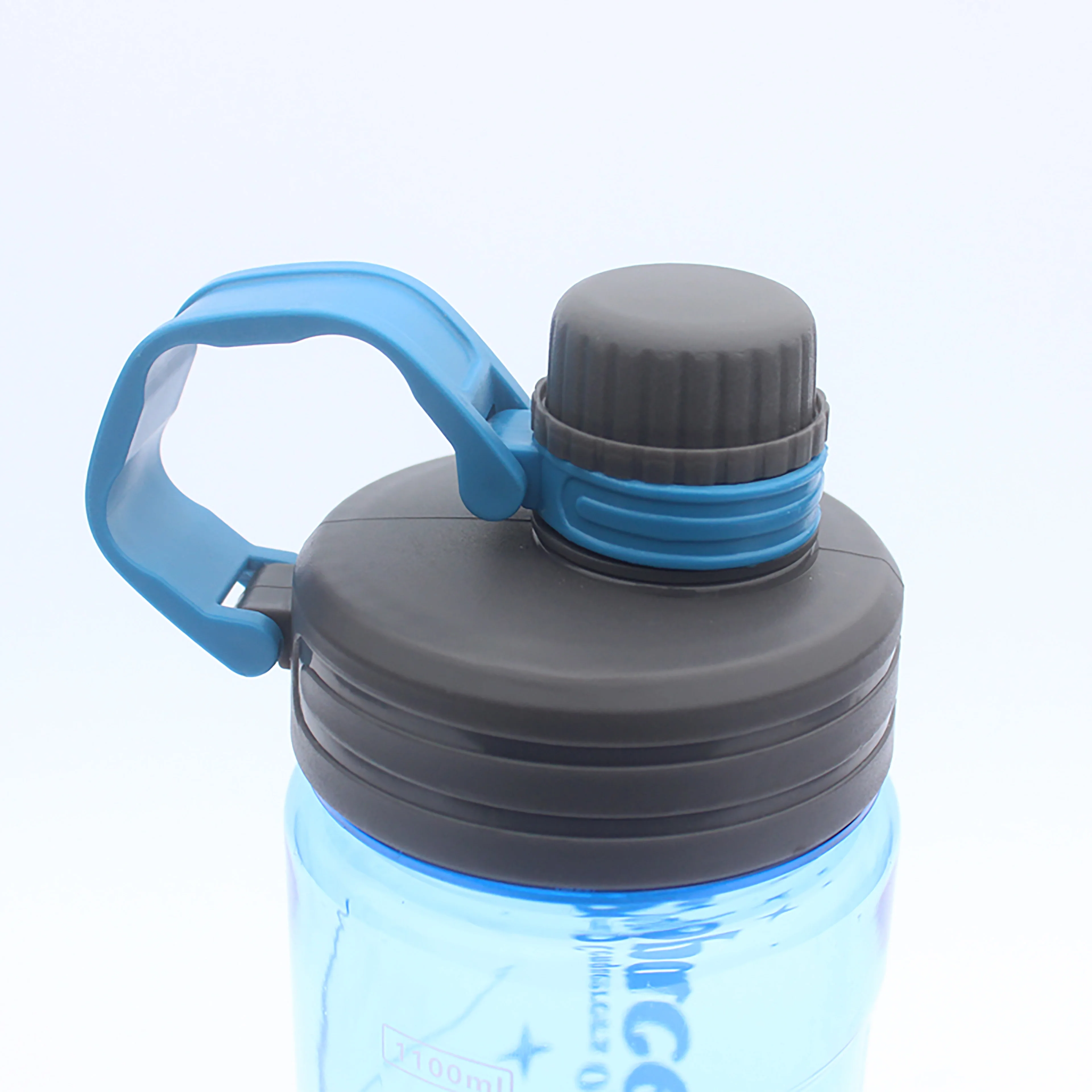 NEW 1100 1500 2000 mL PP Customized Plastic Water Bottle Portable Sports Travel Cup Water Bottle filter Rotating Lid
